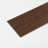 लचीले लक्जरी पनरोक विनाइल प्लैंक फ़्लोरिंग पर्यावरण आरामदायक लकड़ी का डिज़ाइन